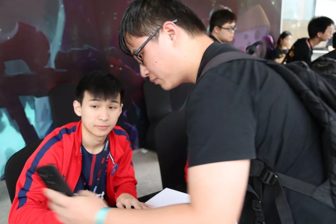 提炼关键镜 提炼关键镜